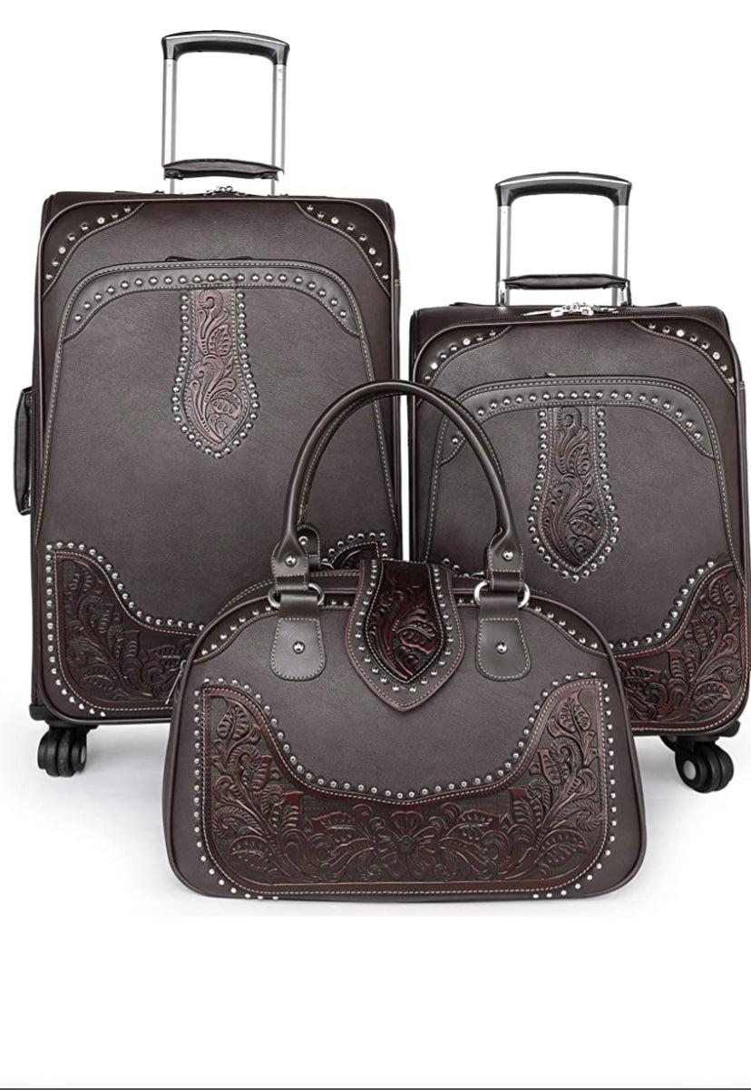 Luxurious luggage set