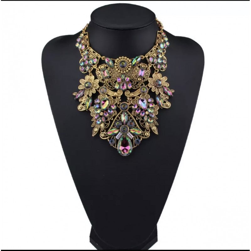 Bohemian multicolored necklace set