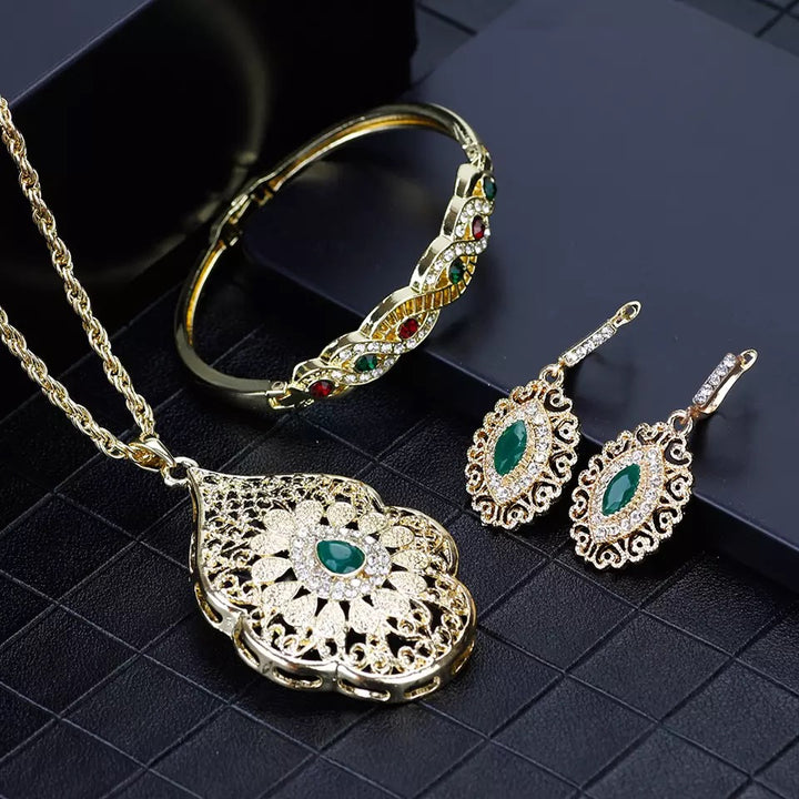 Arabic necklaces
